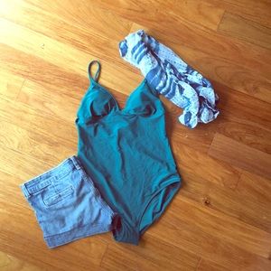 Stunning emerald green one piece suit BNWT